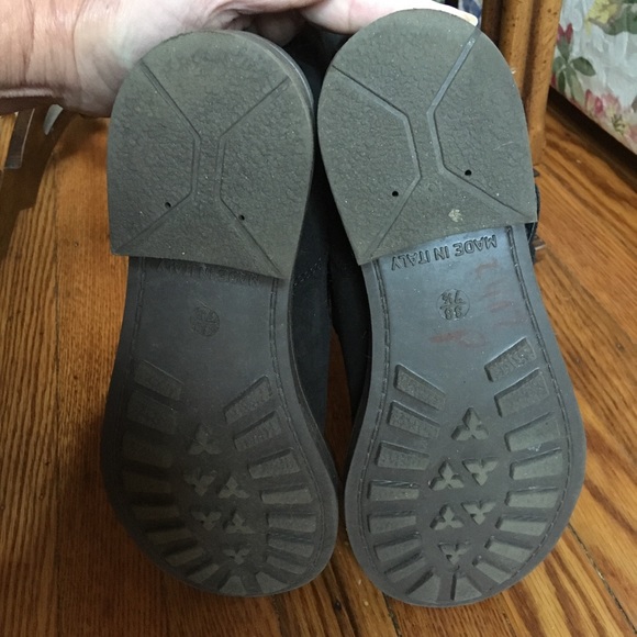 Baker suede boots with buckle detail! - Picture 4 of 4